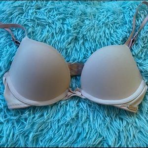 Hollister Nude Push-Up Bra- 32A